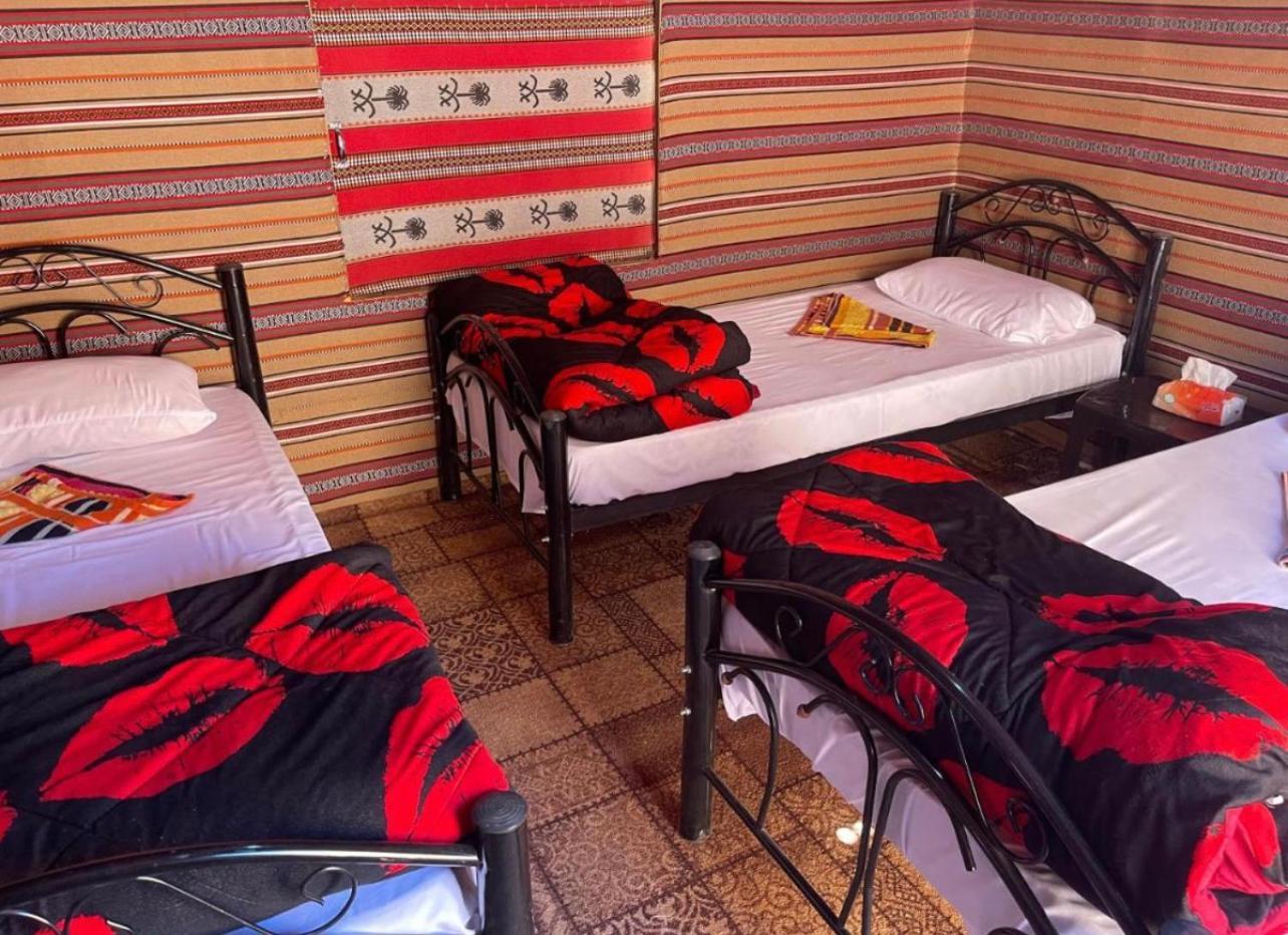 瓦迪拉姆 Bedouin Bunch Camp酒店 外观 照片